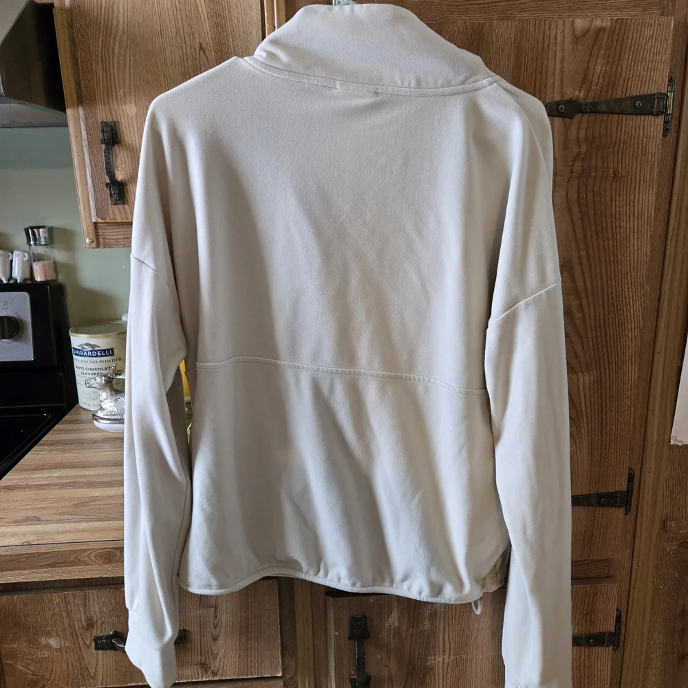 Varley Off-White Quarter-Zip Top - Picture 9 of 11